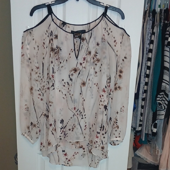 White House Black Market Tops - White House Black Market Floral Blouse - Open Shoulder Design